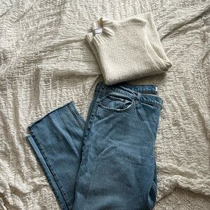 Old Navy Women's Off-White Sweater Vest